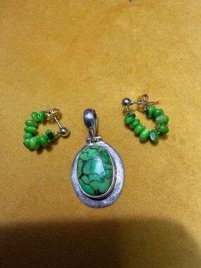 RARE! Green TURQUOISE Oval Pendant and Beaded Hoop Earrings Set
